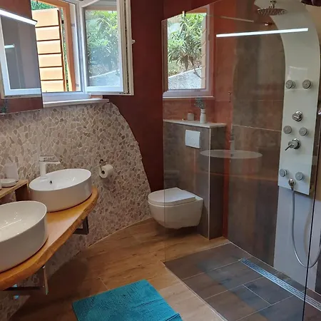 Apartment Seaside Solta